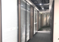 Divisione di vetro di alluminio dell'ufficio del ODM dell'OEM con la porta di vetro dell'ufficio dei ciechi
