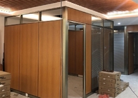 Divisione di legno dell'ufficio insonorizzato con l'aspetto su misura di vetro