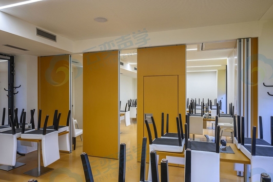 Pareti divisorie pieghevoli insonorizzate e pareti scorrevoli porta mobile operabile per ufficio per dividere la stanza