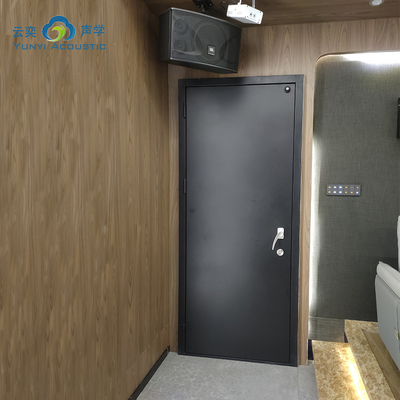 Porta insonorizzata per abitazioni con peso ≤ 105 kg e elevato isolamento acustico